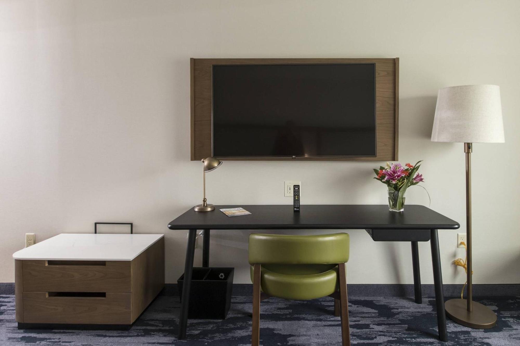 Fairfield Inn & Suites By Marriott Philadelphia Valley Forge/Great Valley Berwyn Buitenkant foto