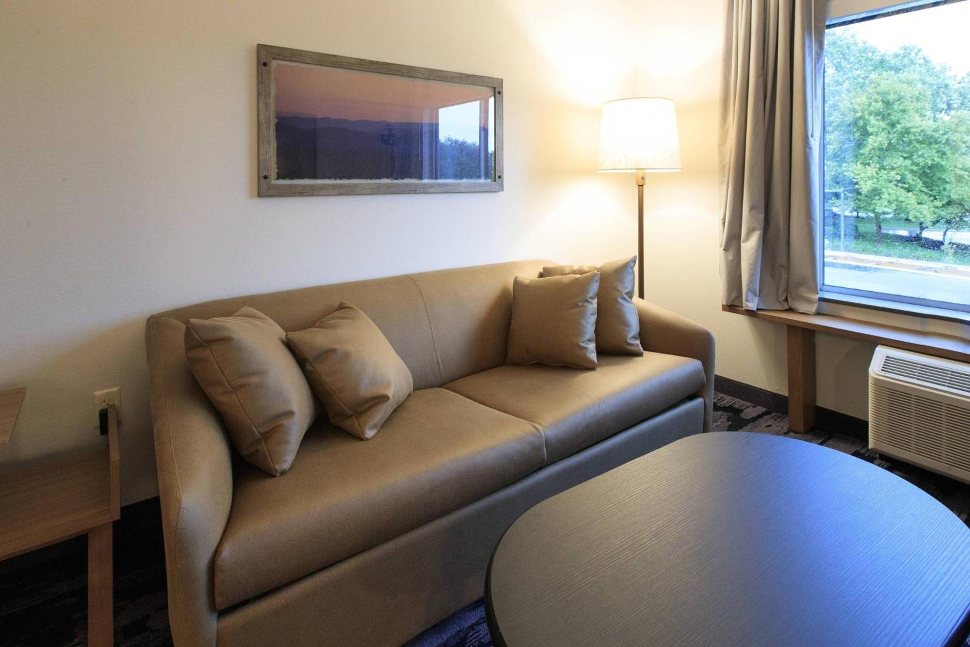 Fairfield Inn & Suites By Marriott Philadelphia Valley Forge/Great Valley Berwyn Buitenkant foto